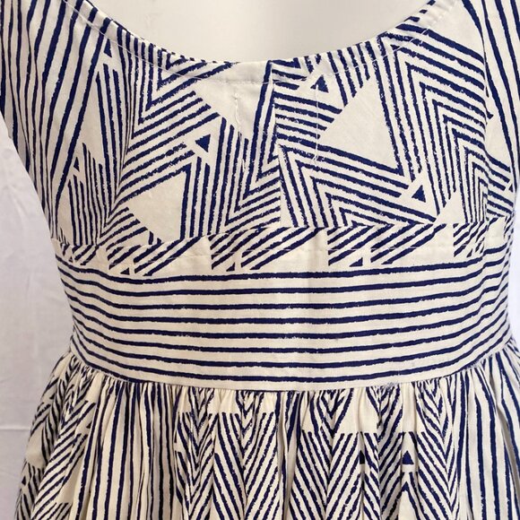 NWT! ASOS Geometric Print Midi Dress with Front Cutout - Picture 7 of 8